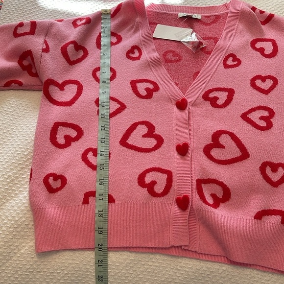 Red Hearts Pink Cropped Cardigan size M NWT - Picture 9 of 9